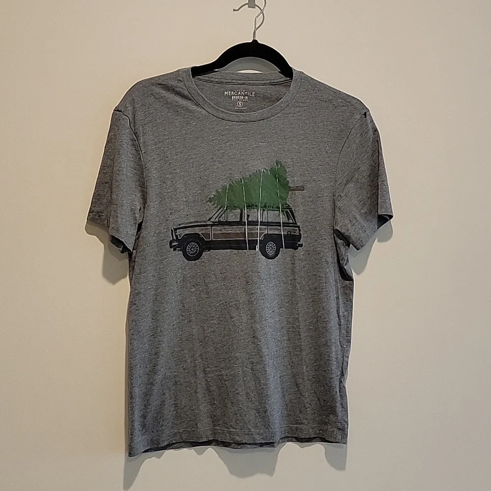 J crew mercantile size small xmas truck xmas tree shirt t shirt